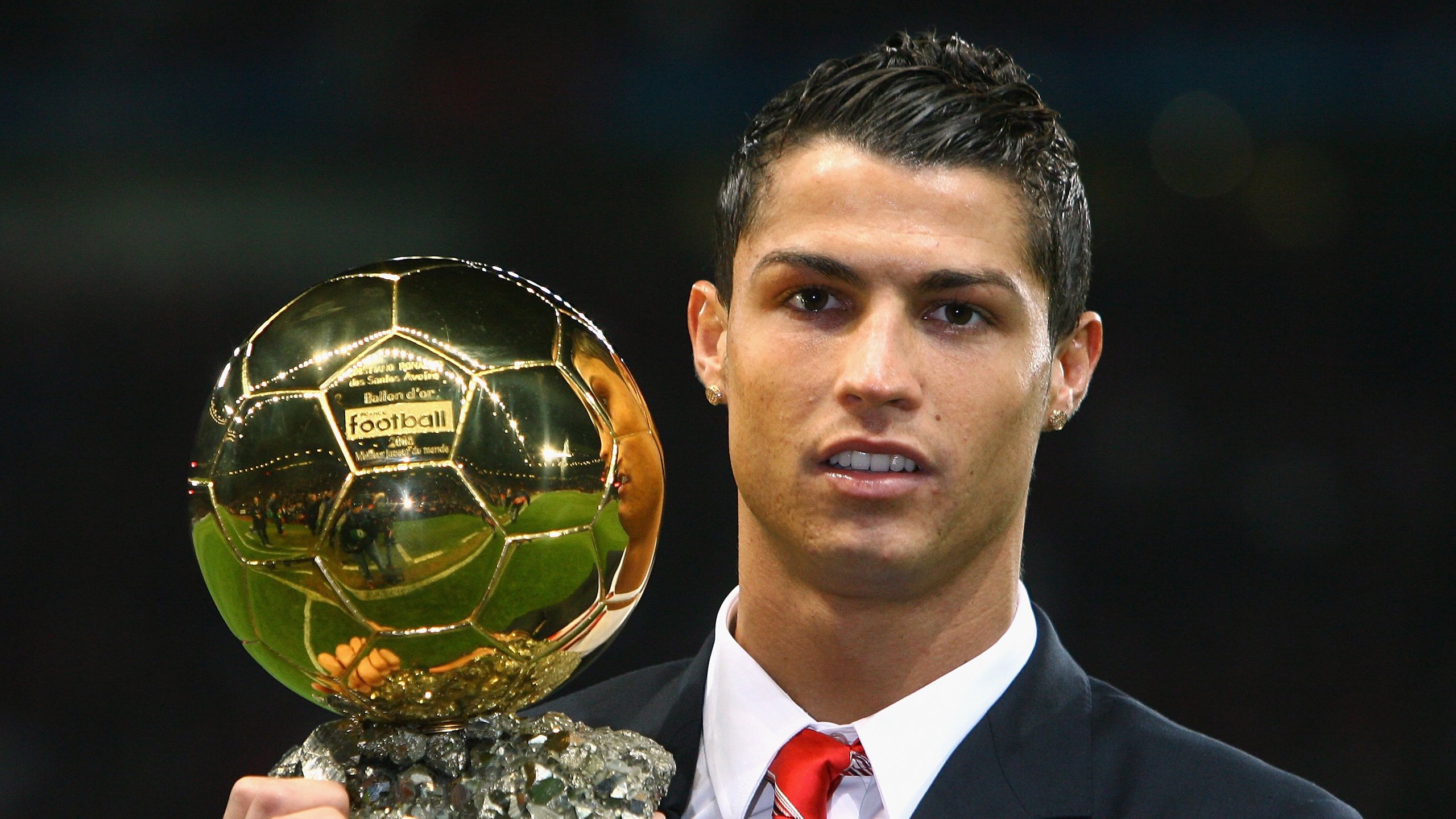 星空体育全站-拜仁管理层稳定，为球队长远发展铺路，拜仁高管